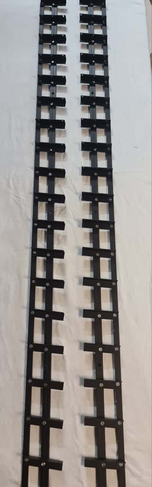 Regulējams žalūziju mehānisms